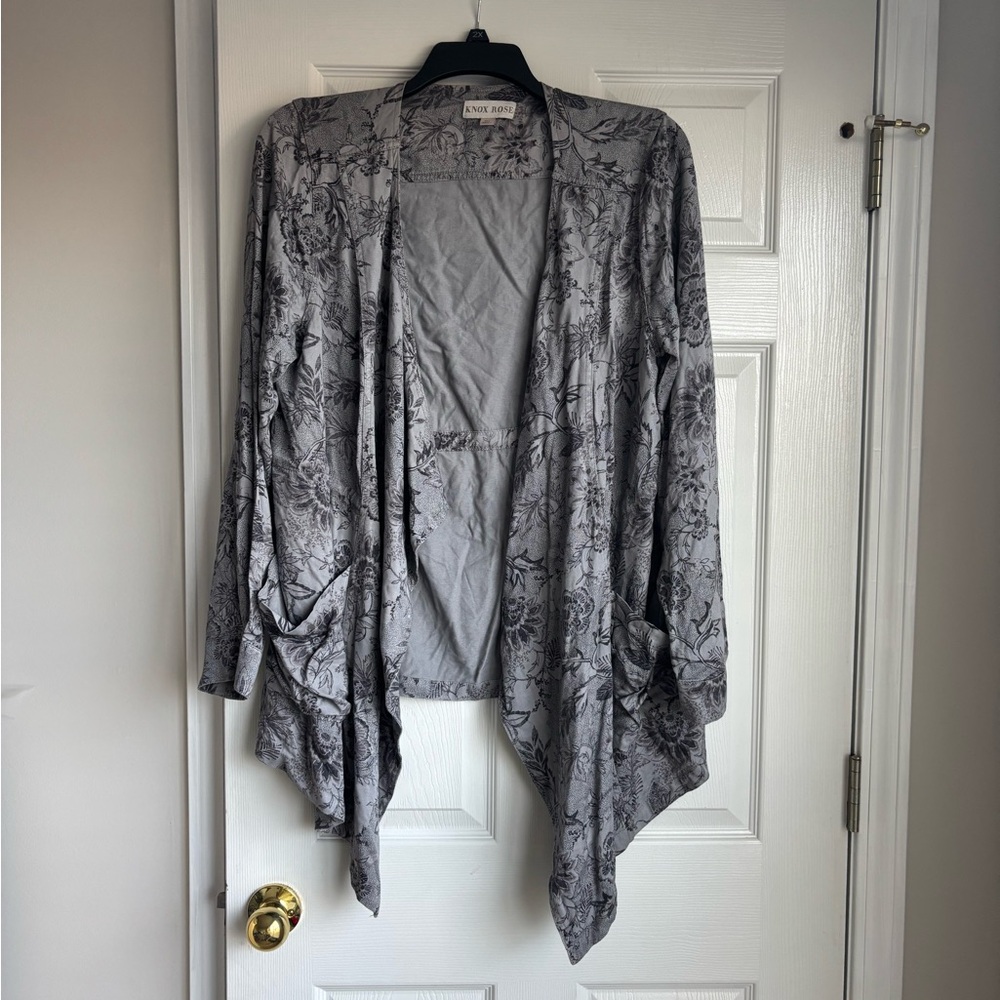 Knox Rose Gray Floral Women's Cardigan
